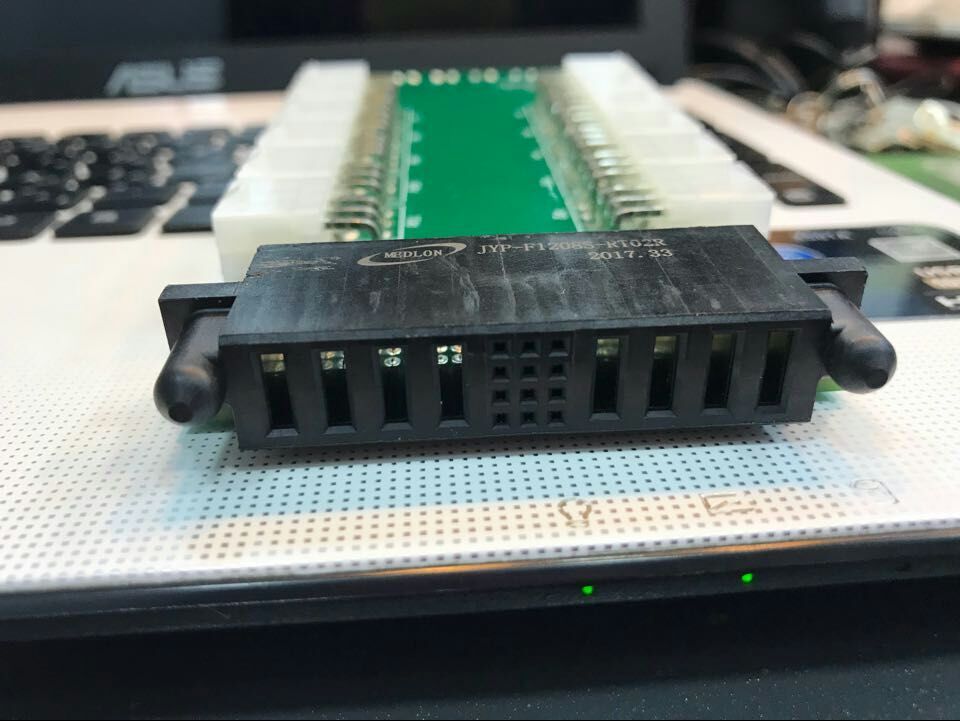 MDL connector hase the same function with FCI51730 JYP Series : Hotswap signal and power connector , signal connector, power connector,MDL(MEDLON)