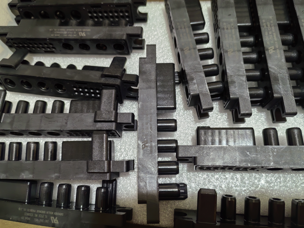 JDC-20Z-001 & JDC-20T-001 connector for railway project