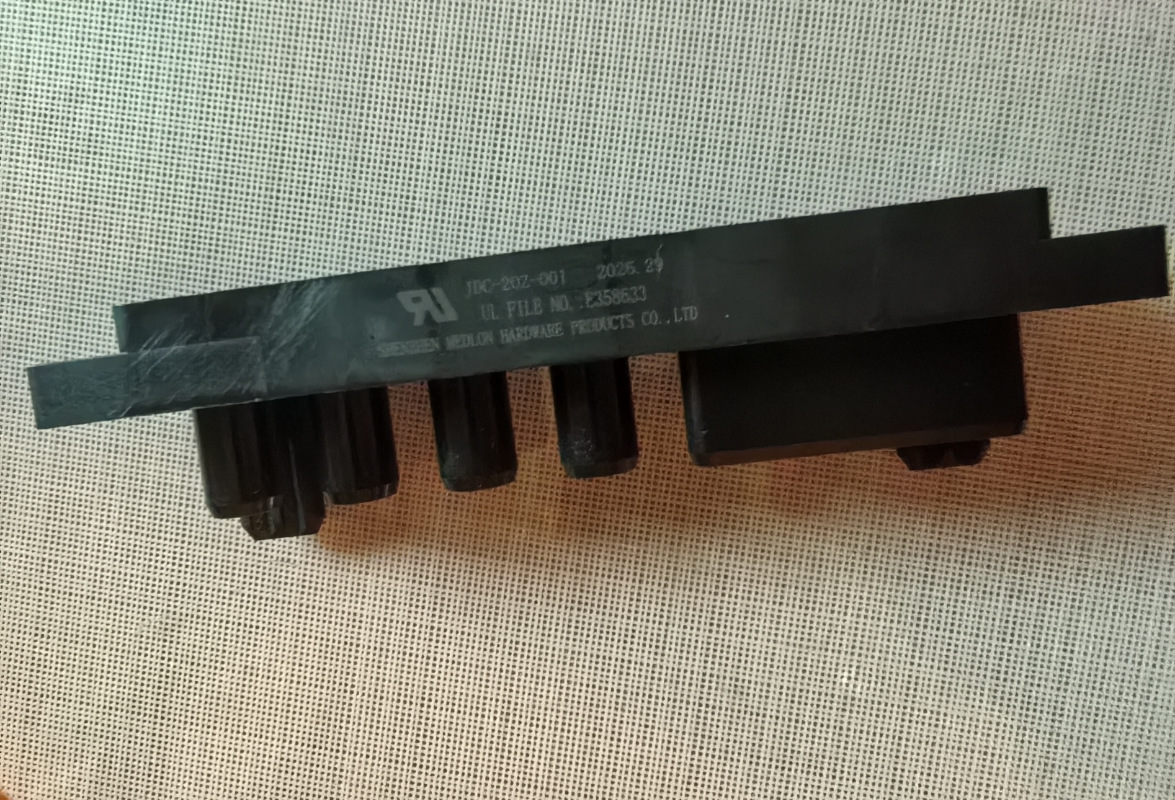 JDC-20Z-001 & JDC-20T-001 connector for railway project