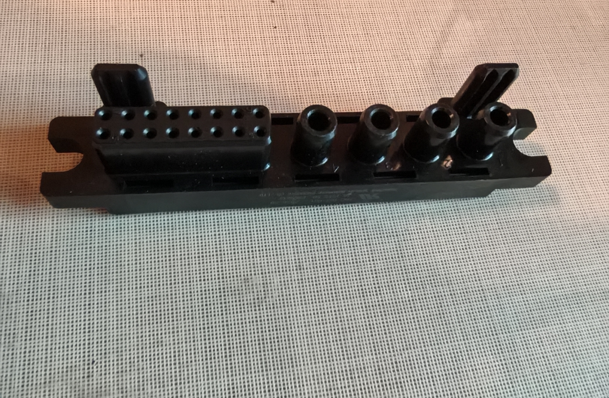 JDC-20Z-001 & JDC-20T-001 connector for railway project