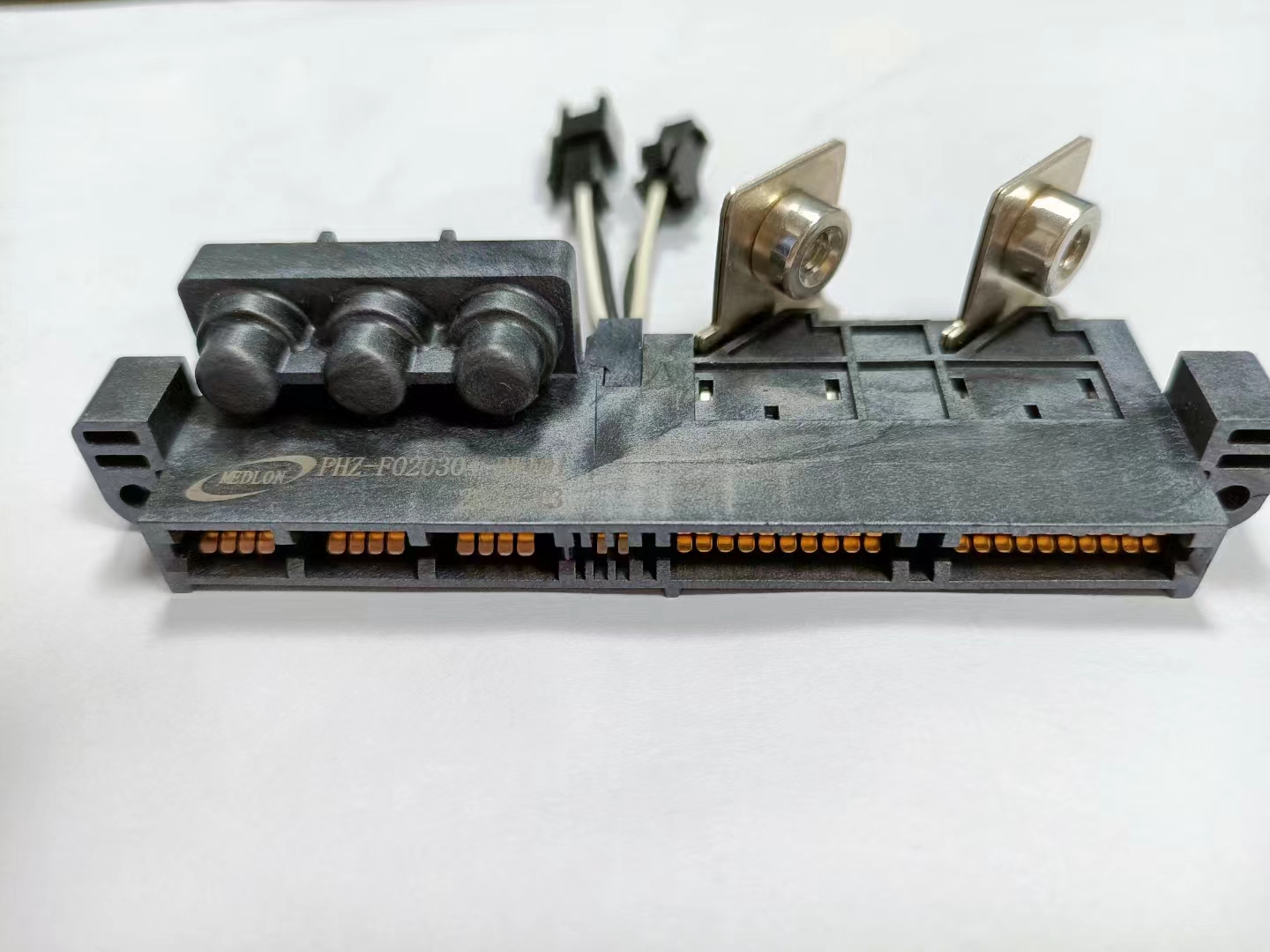 Similar Amphenol FCI connector DC 120A  , AC 40A ,signal 1A ( PHZ Gold Finger High Power Connector   PHZ-F020304-BW101   high-power gold finger connector socket)