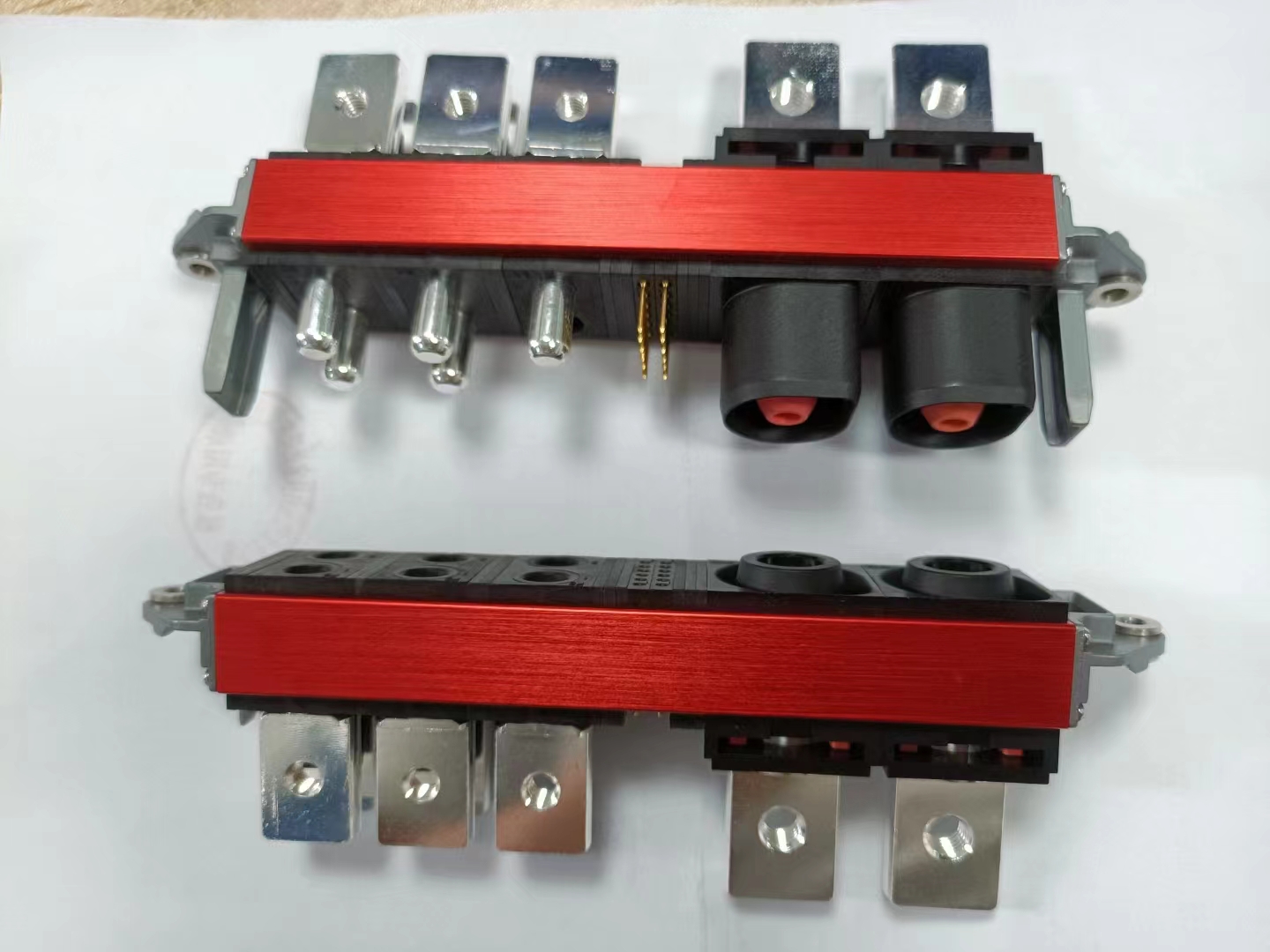 JDE series: transportation rail connectors, testing and measurement connectors, new energy vehicle connectors,