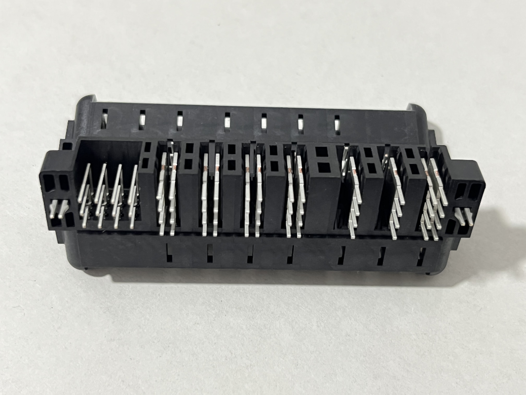 JYP Powerblade ULTRA AI server power supply connector JYP-F0001207B-RT002H ,R/A Female & R/A male (12S+4P+2LP+1P)