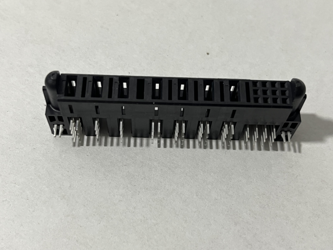 JYP Powerblade ULTRA AI server power supply connector JYP-F0001207B-RT002H ,R/A Female & R/A male (12S+4P+2LP+1P)